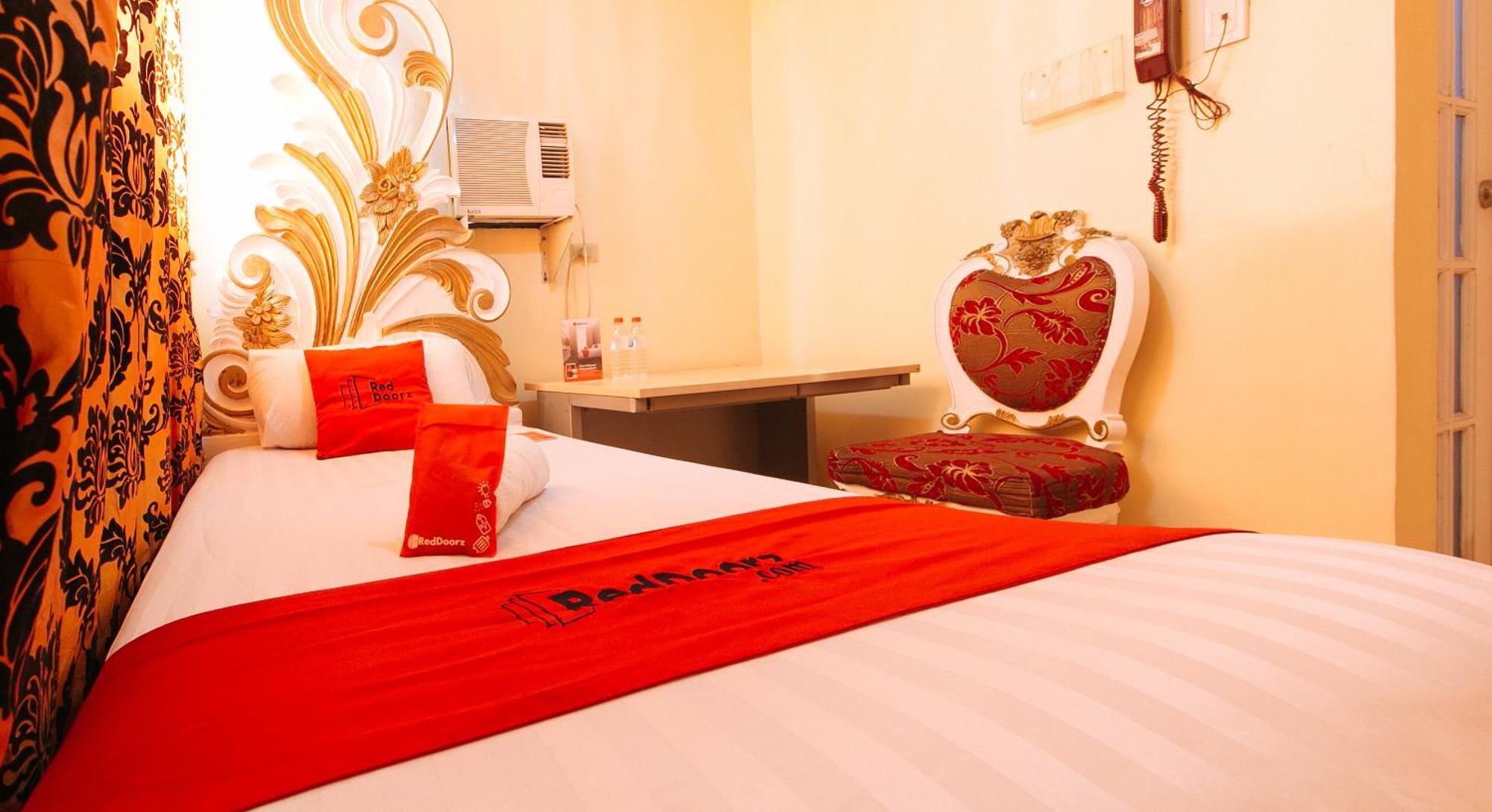 Reddoorz At Manila Venetian Hotel מראה חיצוני תמונה